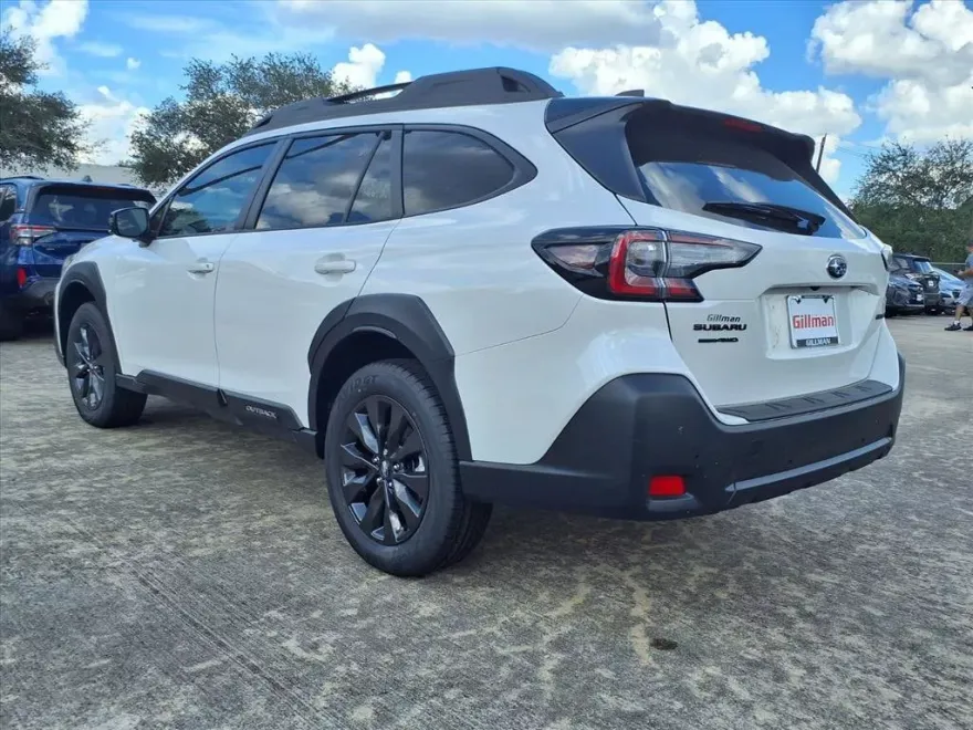 2025 Subaru Outback Onyx Edition photo 1