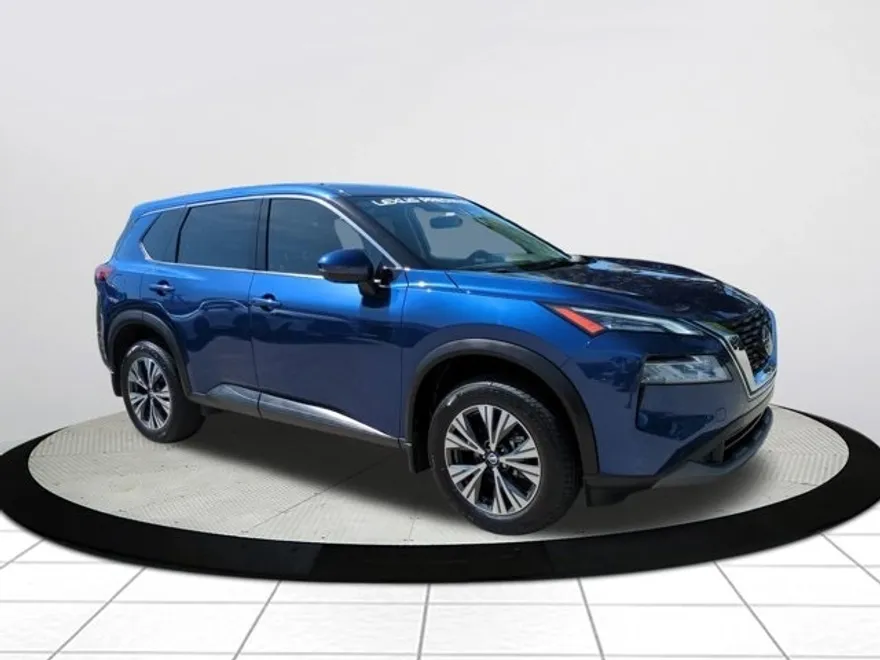 2021 Nissan Rogue SV photo 1