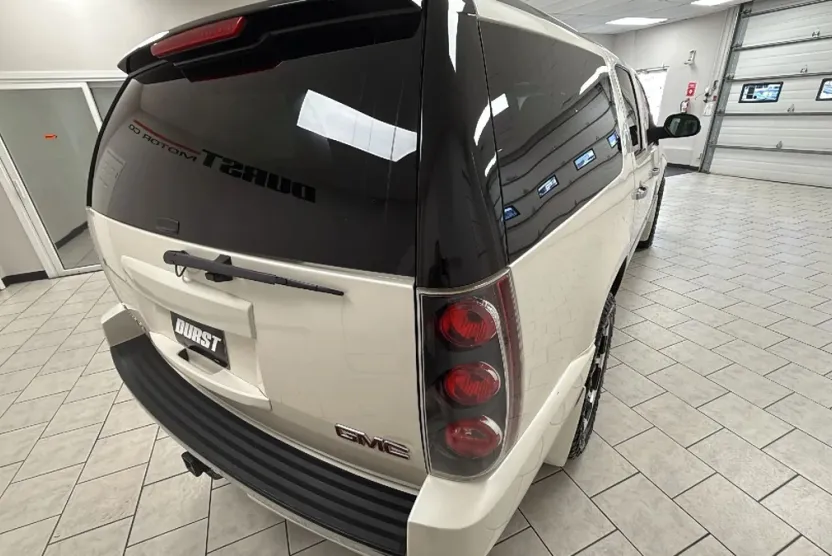 2013 Gmc Yukon XL 1500 Denali photo 1