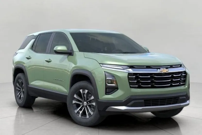 2026 Chevrolet Equinox LT photo 1
