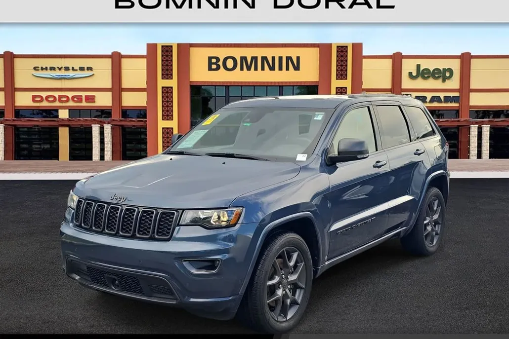 2021 Jeep Grand Cherokee Anniversary Edition photo 1