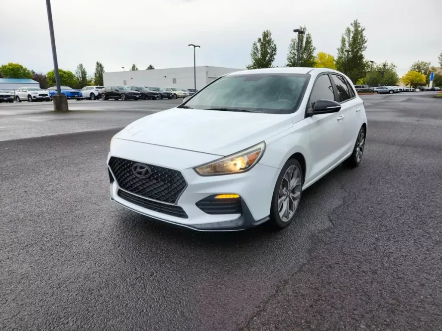 2020 Hyundai Elantra GT N Line photo 1
