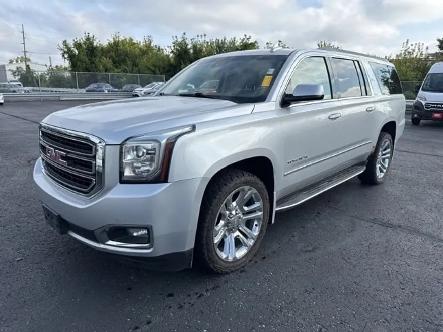 2017 Gmc Yukon XL SLT photo 1