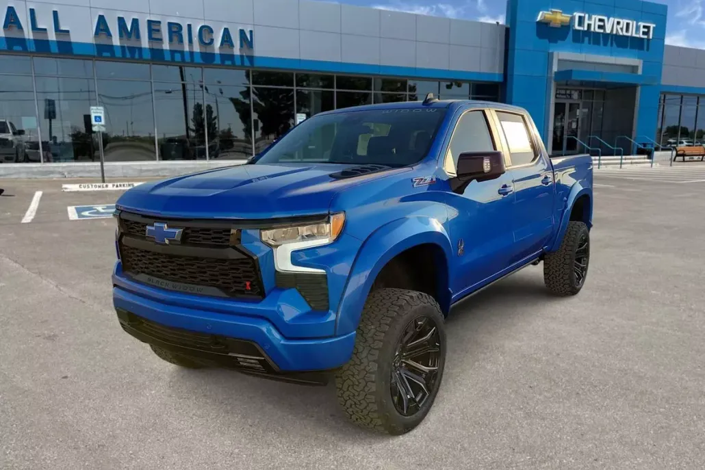2025 Chevrolet Silverado 1500 RST photo 1