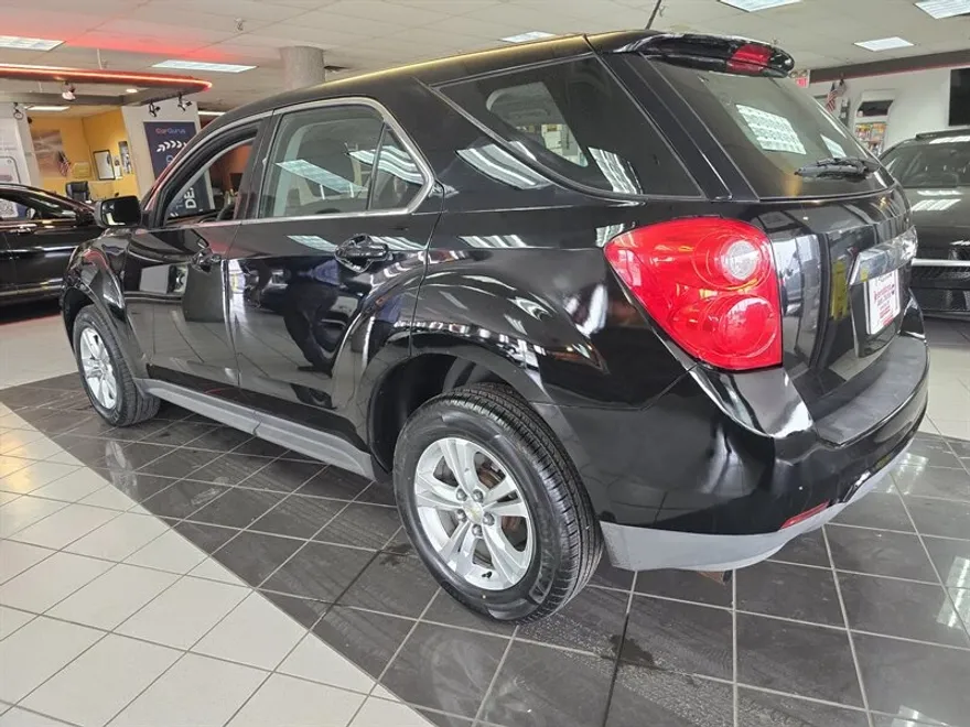 2013 Chevrolet Equinox LS photo 1