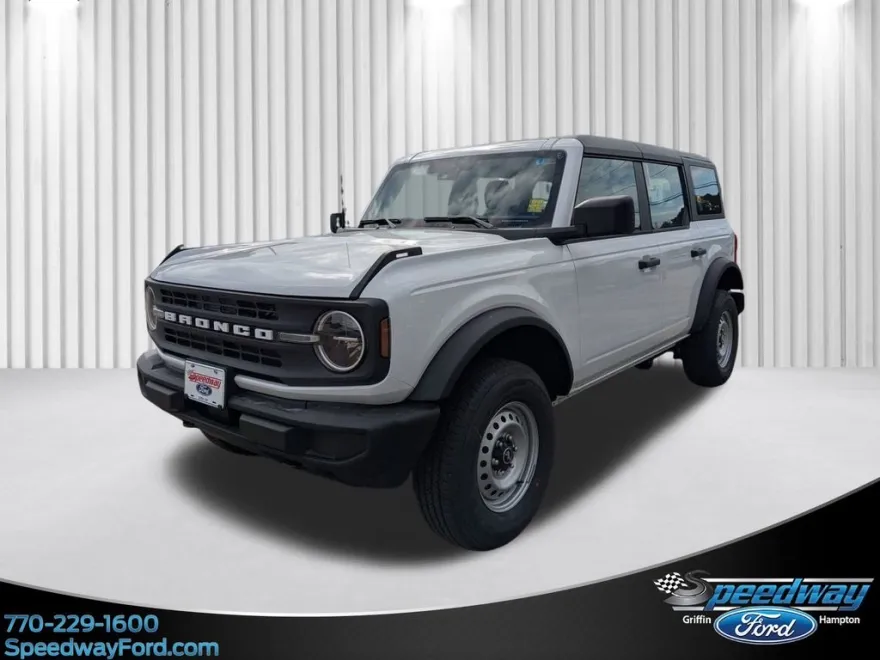 2025 Ford Bronco Base photo 1