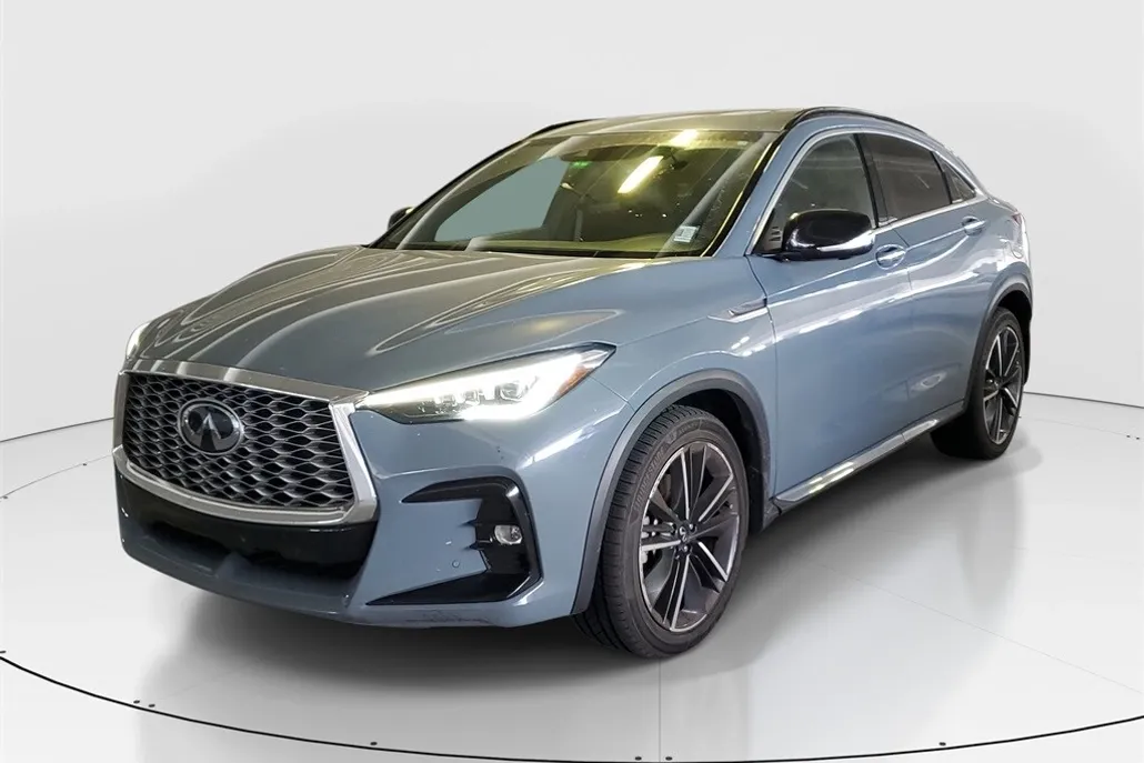 2023 Infiniti QX55 Essential photo 1