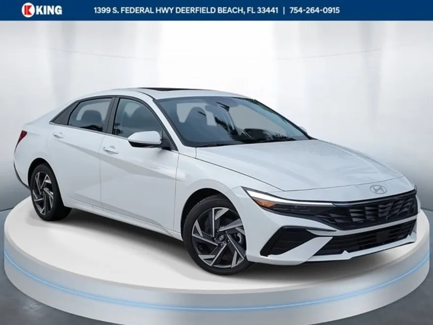 2025 Hyundai Elantra SEL Convenience photo 1