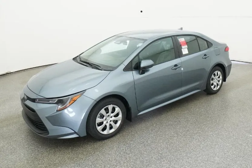 2026 Toyota Corolla LE photo 1