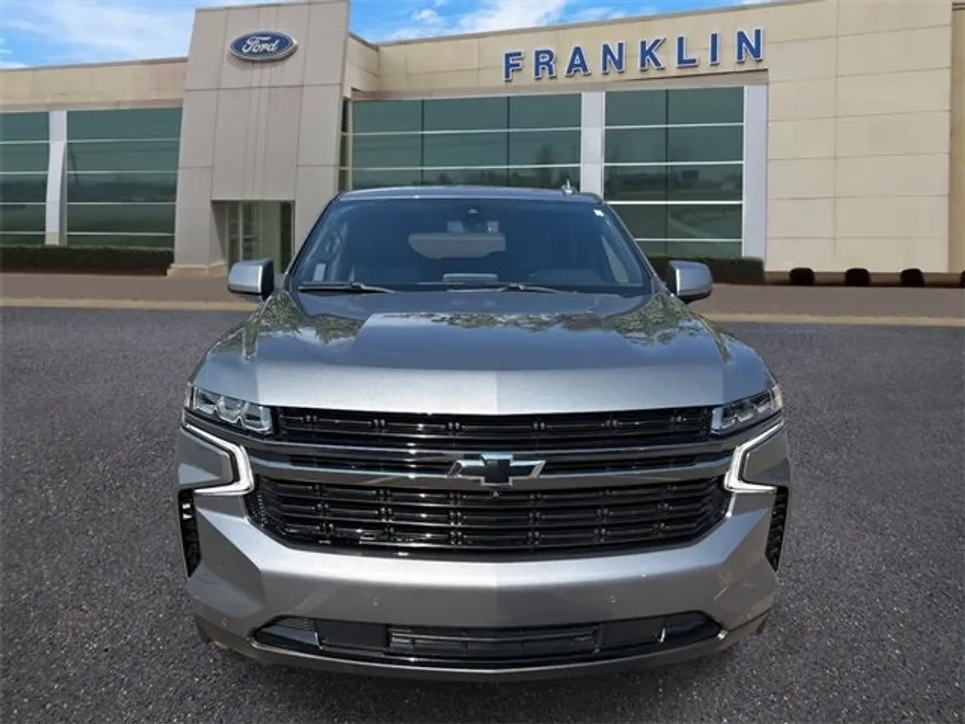 2022 Chevrolet Suburban RST photo 1