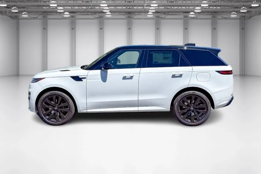 2025 Land Rover Range Rover Sport SE photo 1