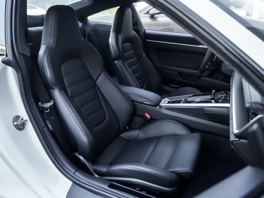 2022 Porsche 911 Turbo S photo 27