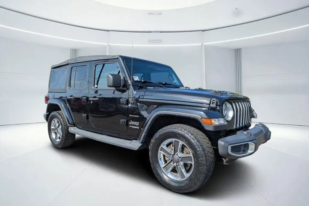 2019 Jeep Wrangler Unlimited Sahara photo 1