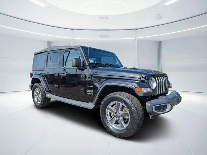 2019 Jeep Wrangler Unlimited Sahara photo 1