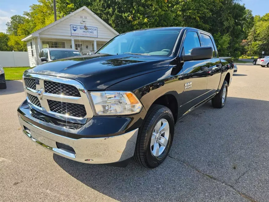 2015 Ram 1500 Tradesman photo 1