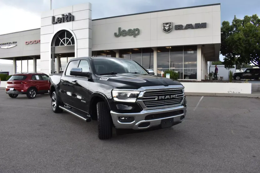 2019 Ram 1500 Laramie photo 1