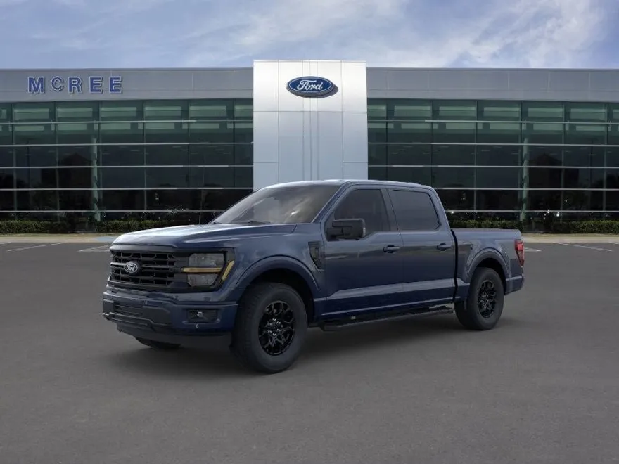 2025 Ford F-150 XLT photo 1