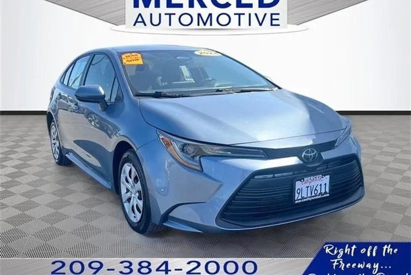 2024 Toyota Corolla LE photo 1