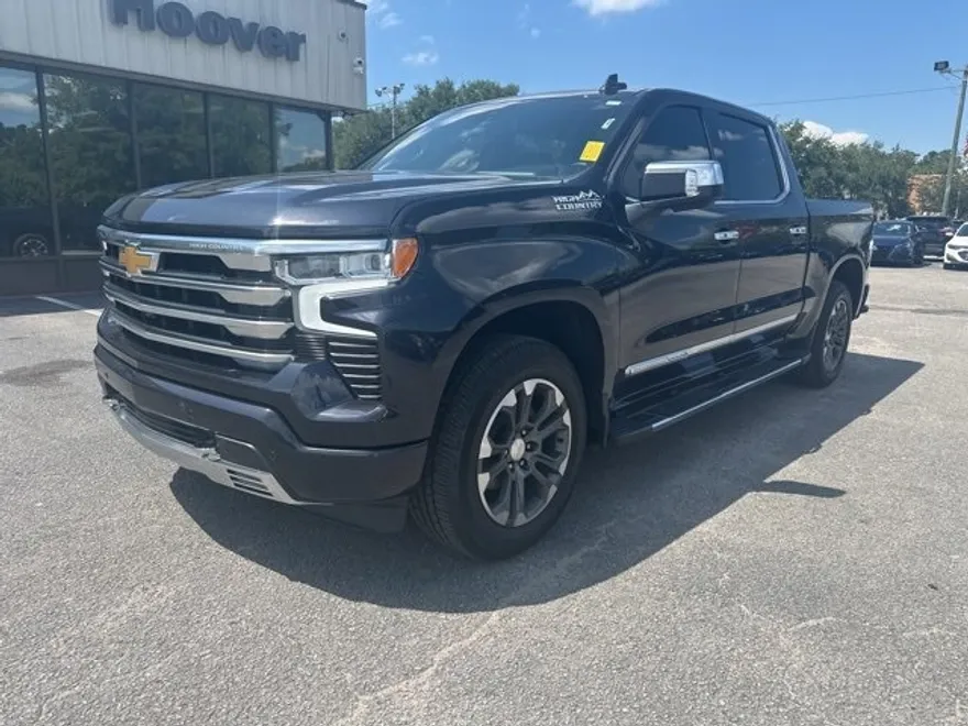 2023 Chevrolet Silverado 1500 High Country photo 1