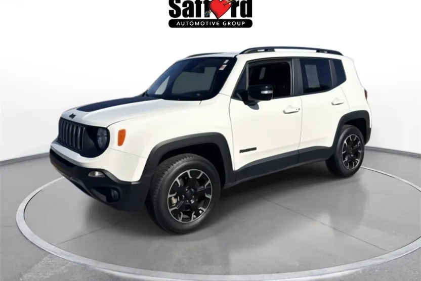 2023 Jeep Renegade Latitude photo 1