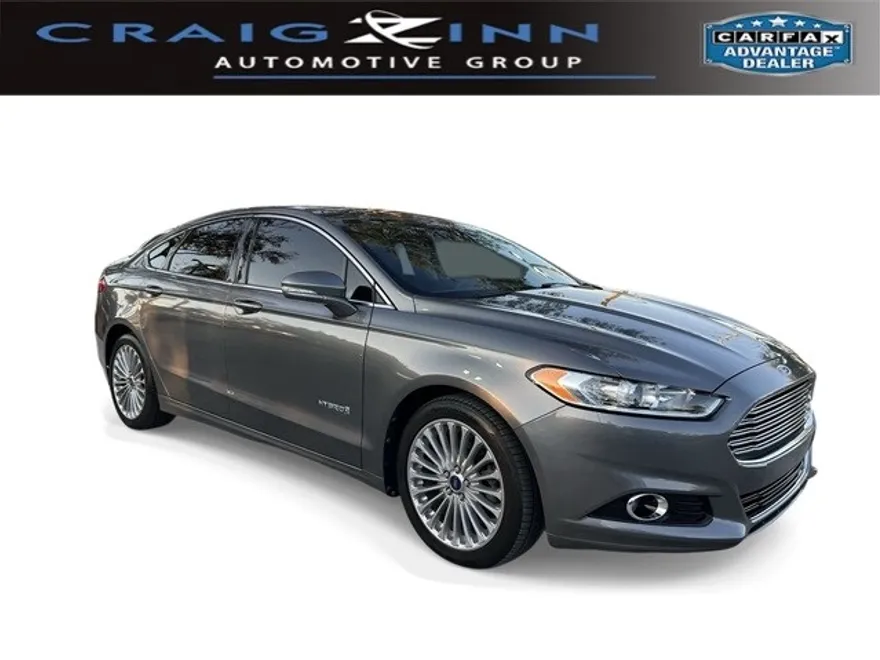 2014 Ford Fusion Hybrid Titanium photo 1