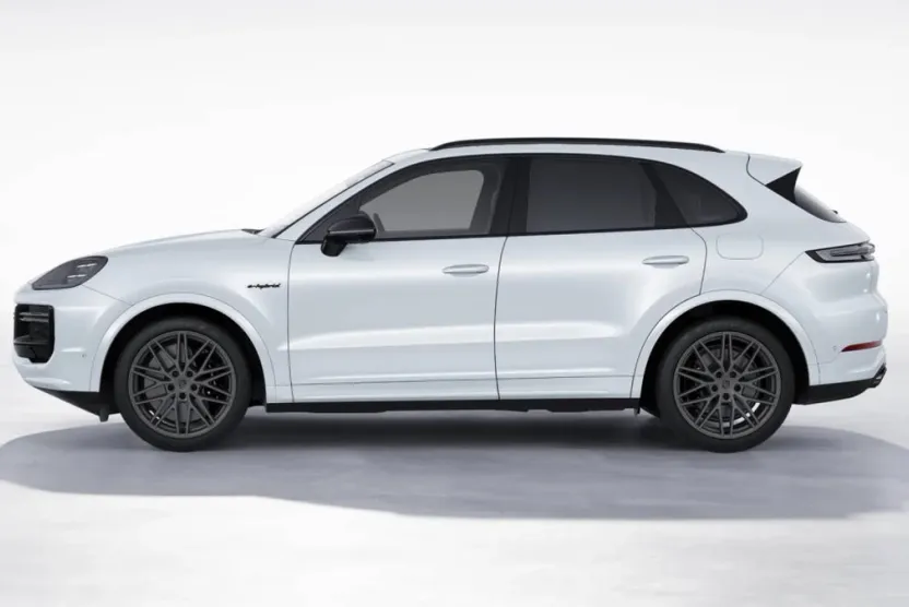2026 Porsche Cayenne Turbo E-Hybrid photo 1