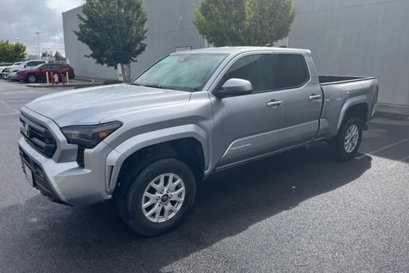 2024 Toyota Tacoma Double Cab photo 1