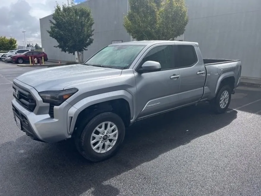 2024 Toyota Tacoma Double Cab photo 1