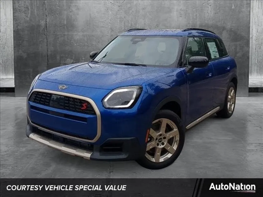 2025 Mini Countryman ALL4 Signature photo 1
