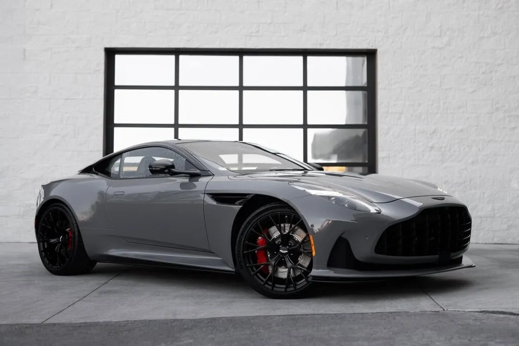 2025 Aston Martin DB12 AM5 photo 1