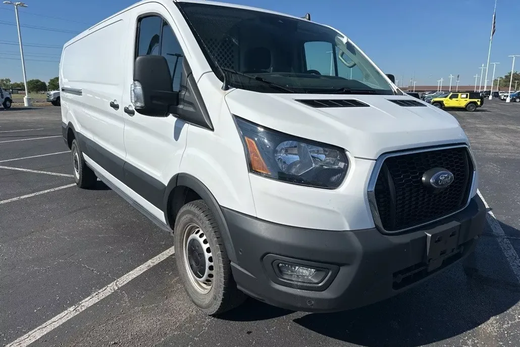 2021 Ford Transit photo 1