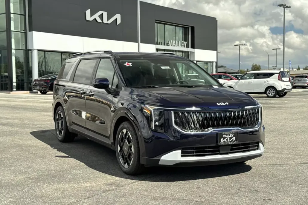 2026 Kia Carnival EX photo 1