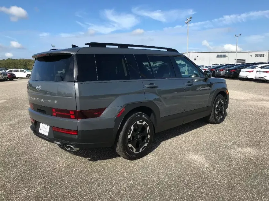 2026 Hyundai Santa Fe SEL photo 1