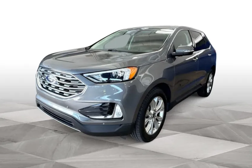 2024 Ford Edge Titanium photo 1