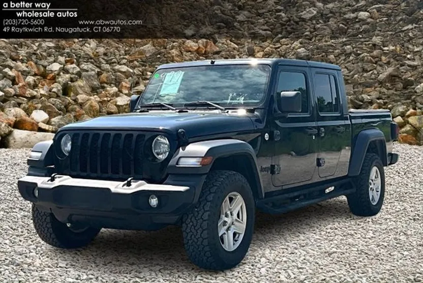 2020 Jeep Gladiator Sport S photo 1