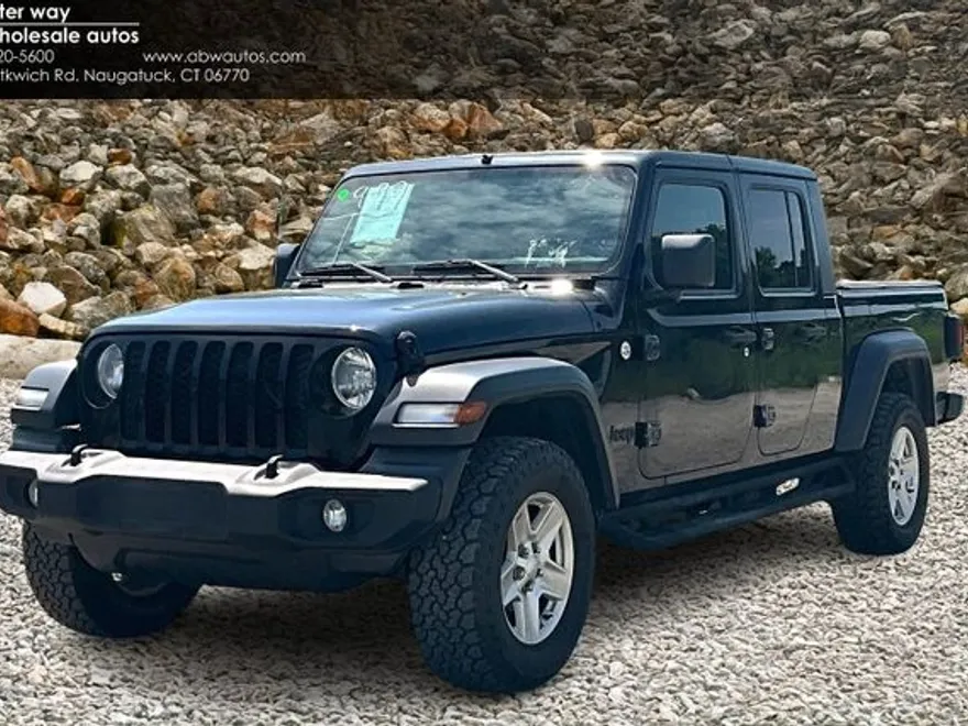 2020 Jeep Gladiator Sport S photo 1