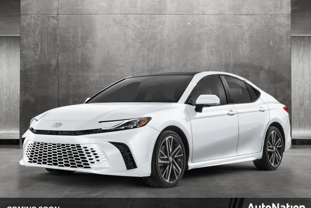 2025 Toyota Camry XSE photo 1