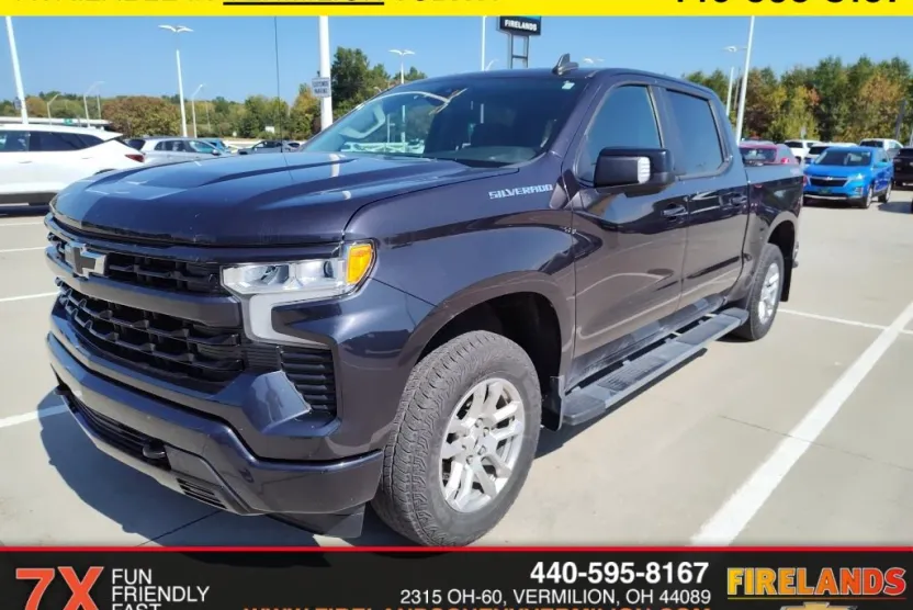 2023 Chevrolet Silverado 1500 RST photo 1