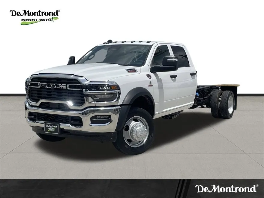 2025 Ram 5500 Tradesman photo 1