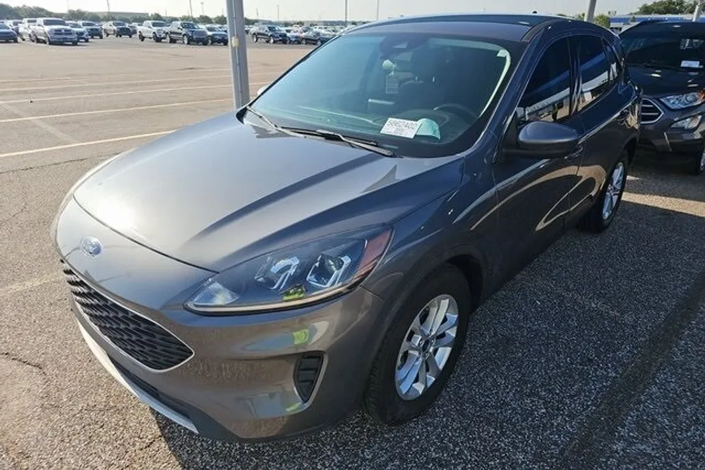 2021 Ford Escape SE photo 1