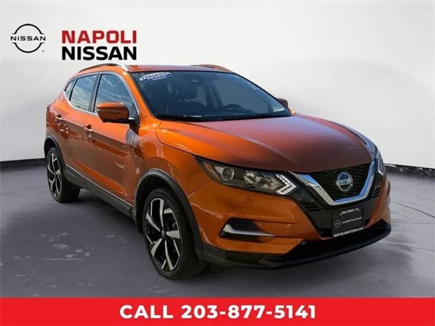 2022 Nissan Rogue Sport SL photo 1