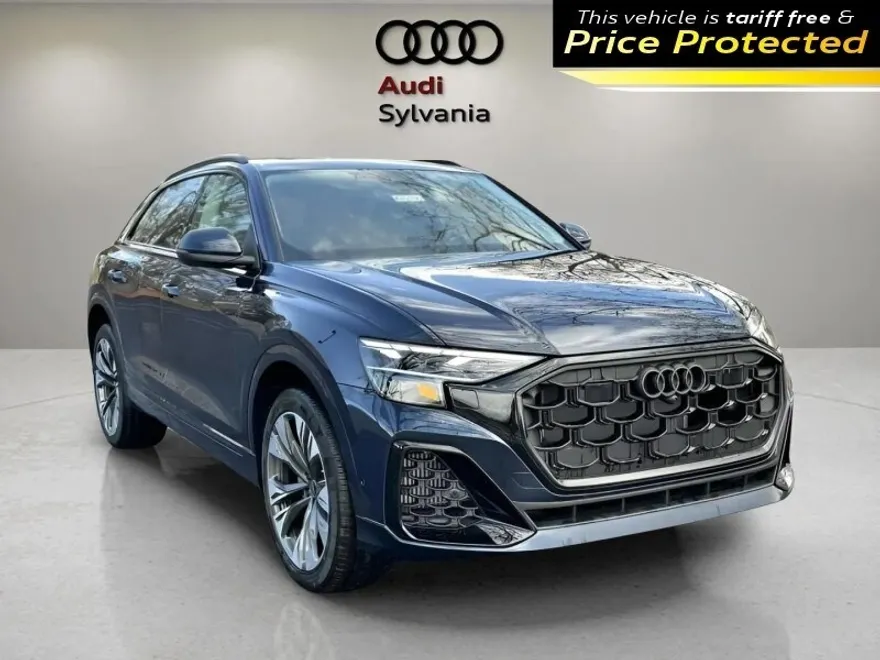 2025 Audi Q8 55 Premium Plus photo 1