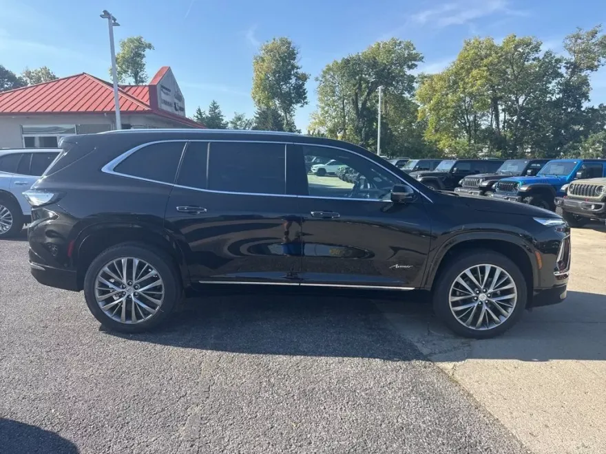 2026 Buick Enclave Avenir photo 1