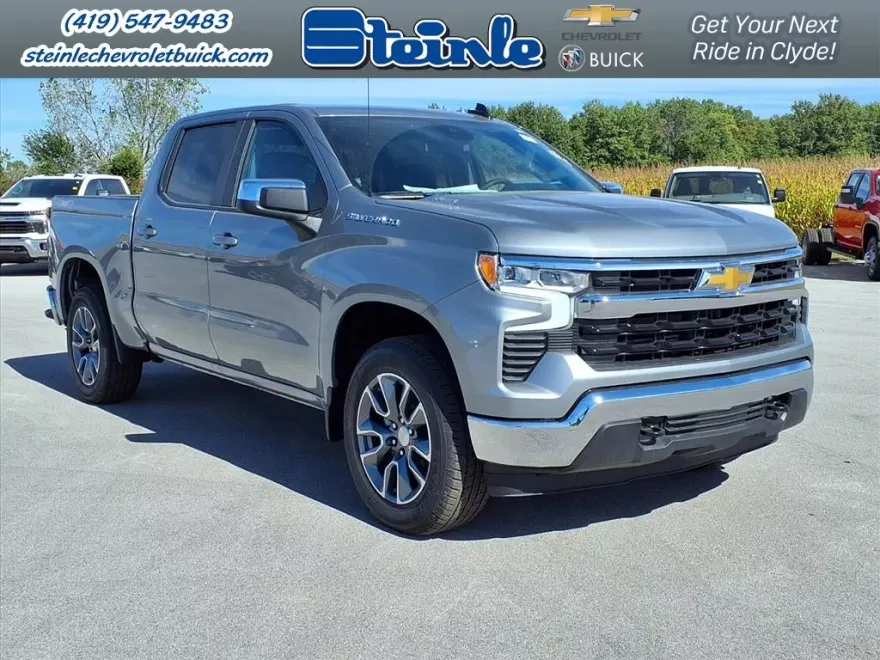 2026 Chevrolet Silverado 1500 LT photo 1
