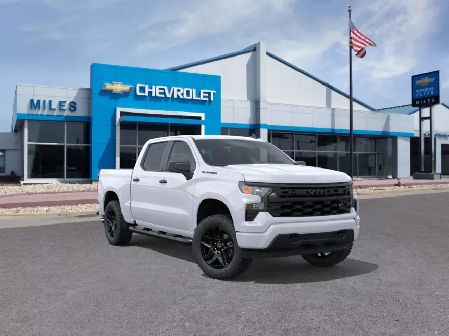 2025 Chevrolet Silverado 1500 Custom photo 1