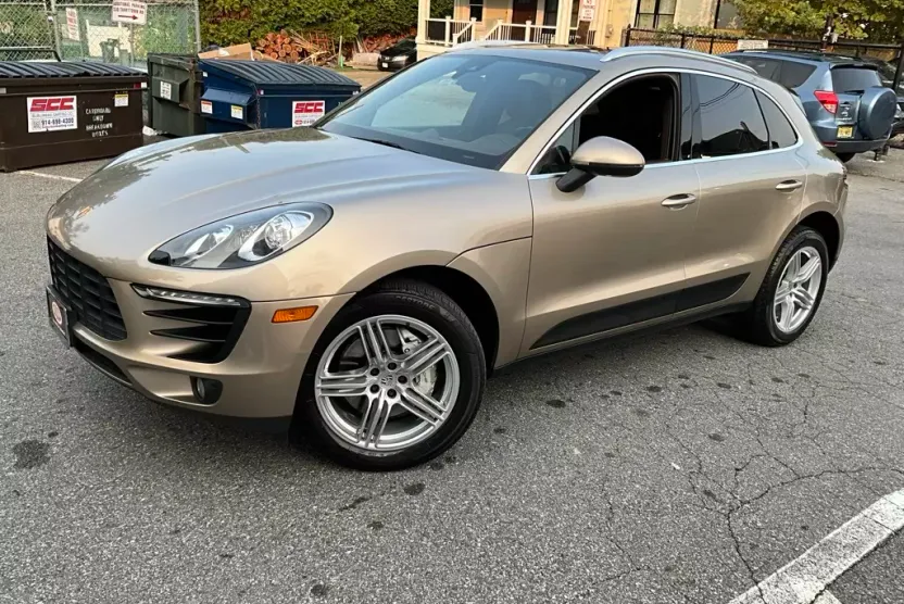 2017 Porsche Macan S photo 1