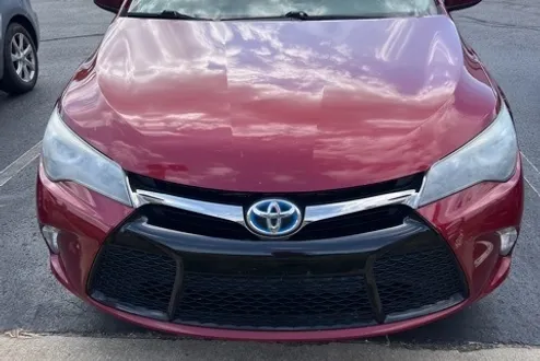 2015 Toyota Camry Hybrid SE photo 3