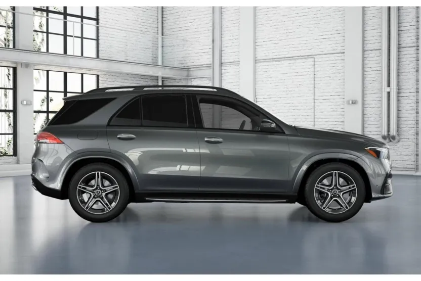 2026 Mercedes Benz GLE 450 4MATIC photo 1