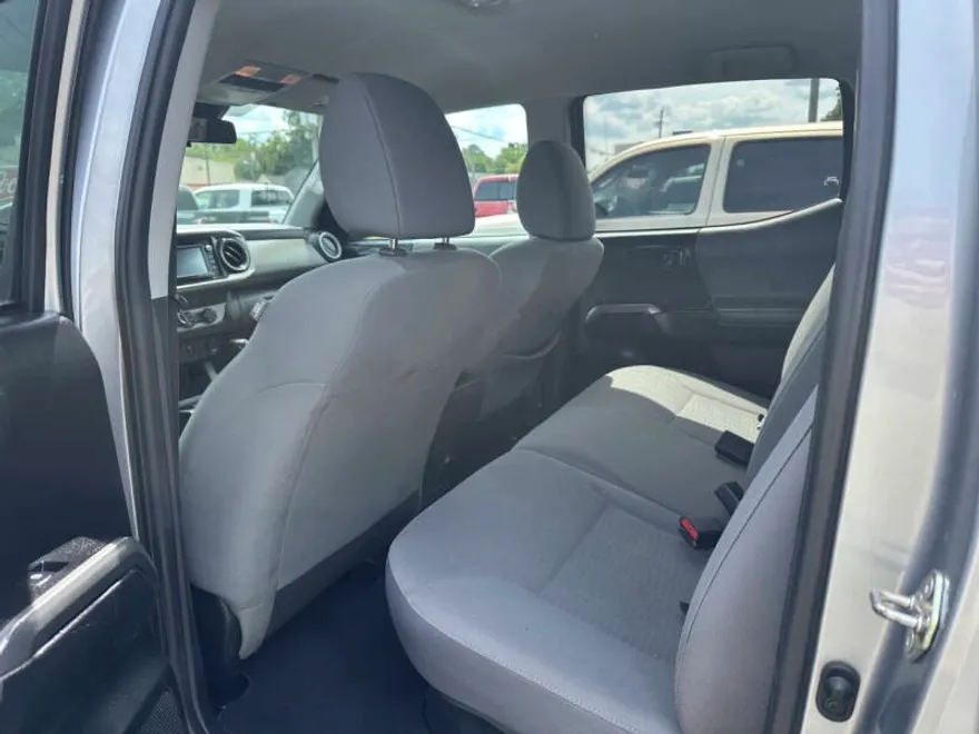 2019 Toyota Tacoma SR photo 1