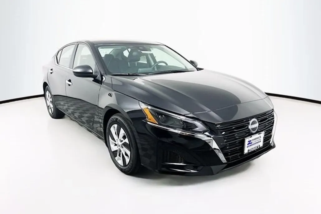 2025 Nissan Altima 2.5 S photo 1